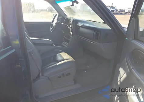 2003 Chevrolet Tahoe Lt from USA, damaged, VIN 1GNEK13T73J148213